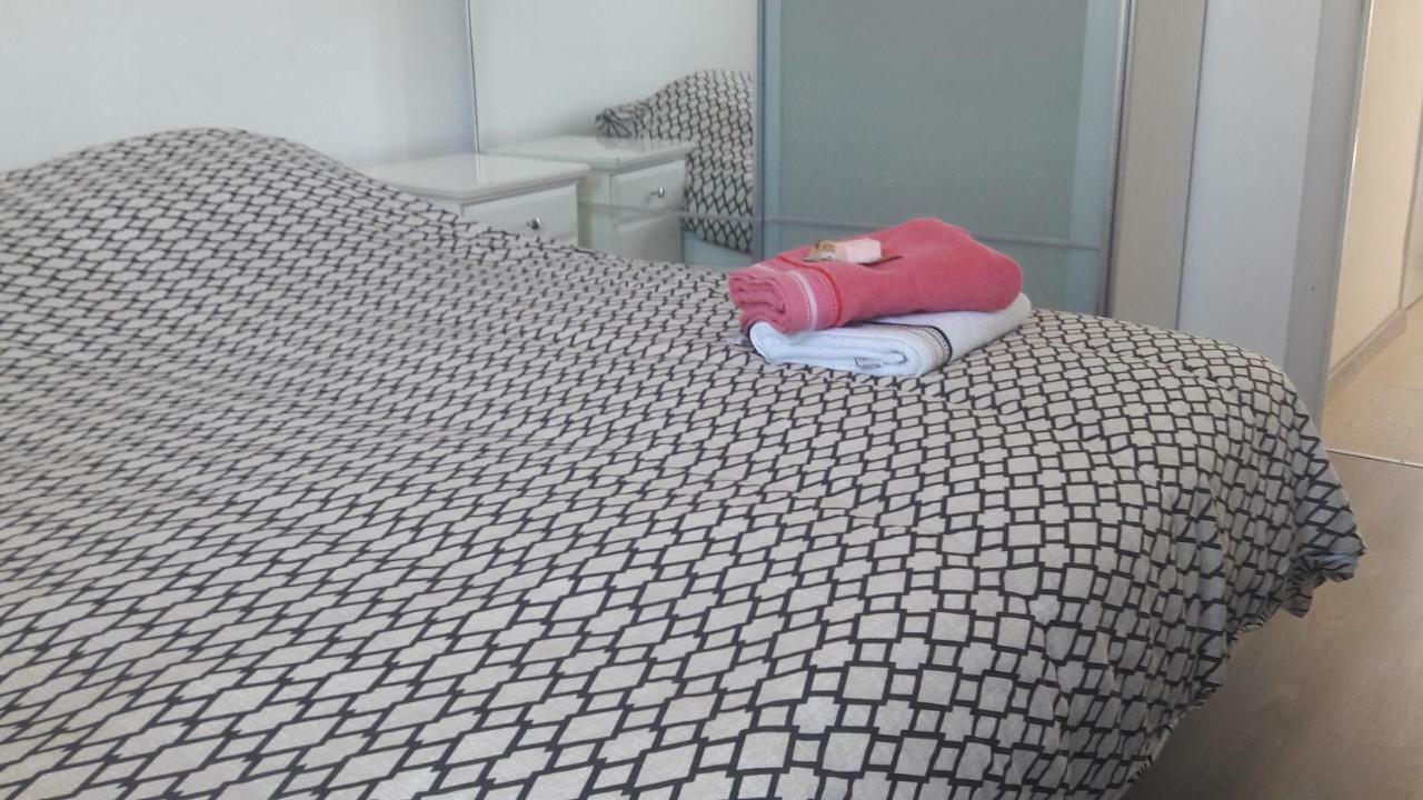 Arno'S Place Oostende Dış mekan fotoğraf